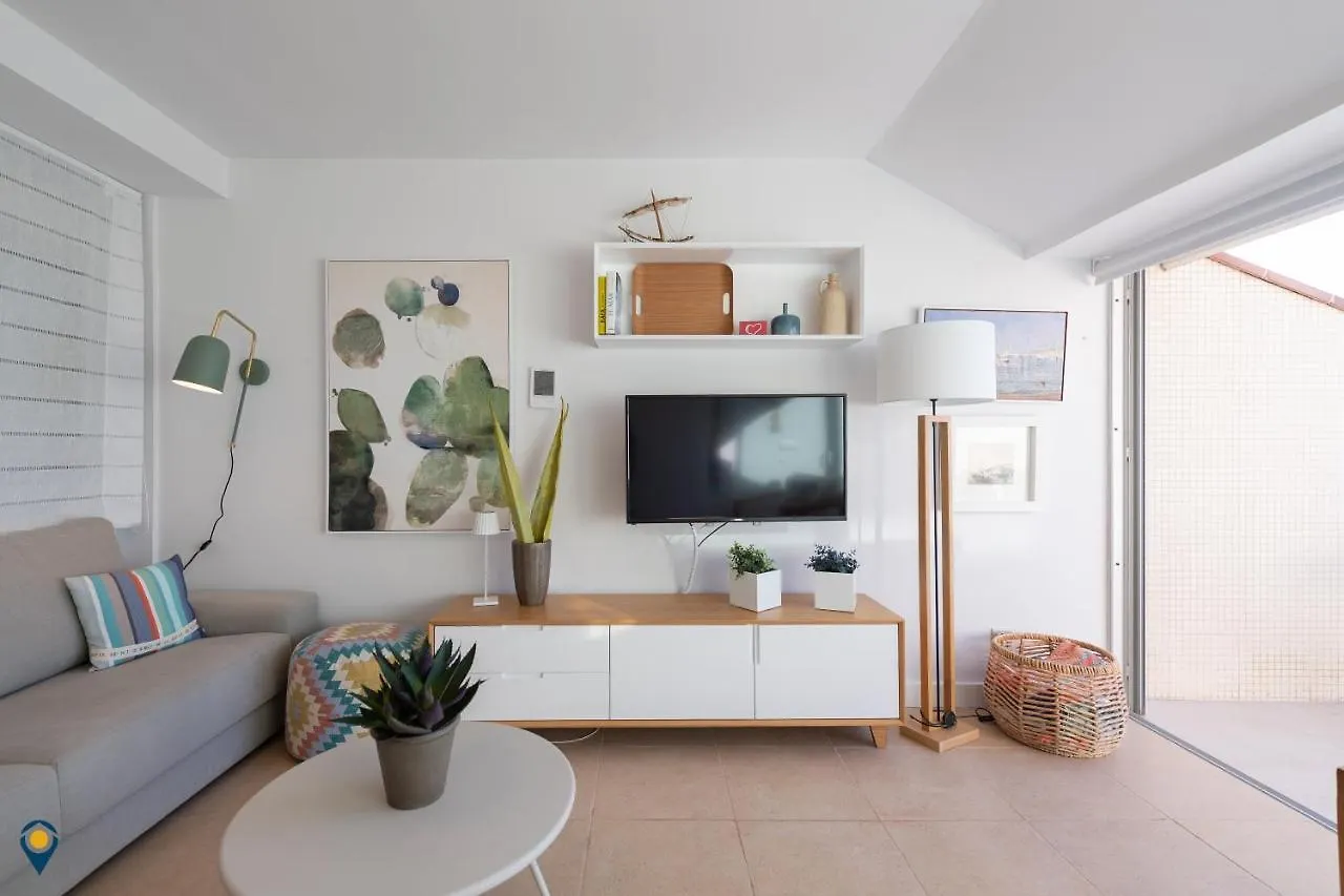 Apartment Living Las Canteras Homes - Modern Oceanfront Las Palmas de Gran Canaria